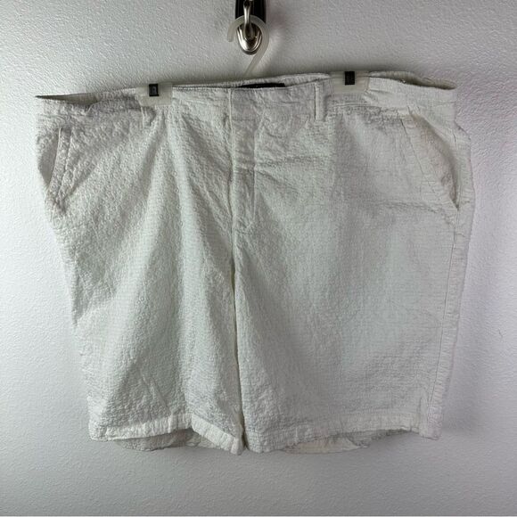 Gloria Vanderbilt White Embroidered Eyelet Bermuda Shorts Size 24 - Picture 1 of 4